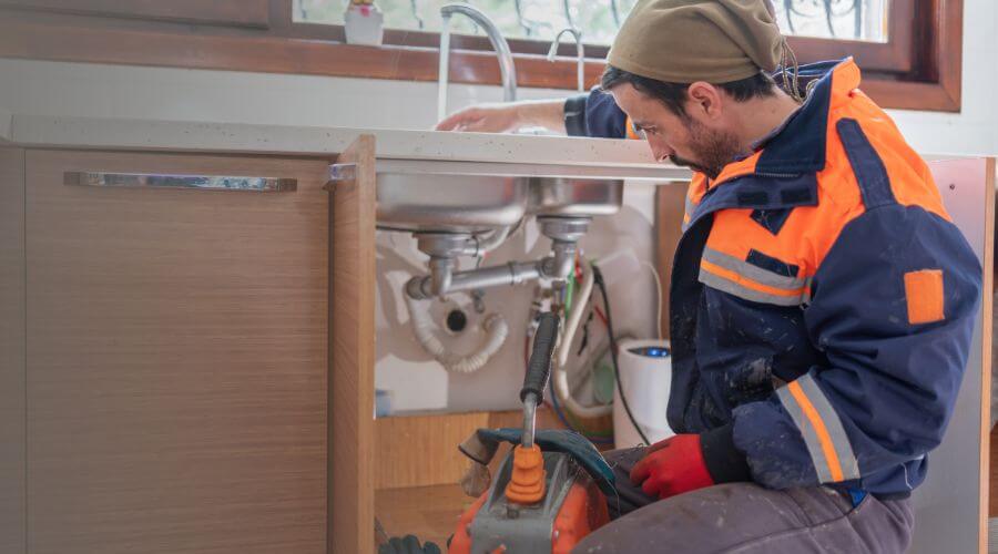 Professional emergency plumbing in Ossian, IA